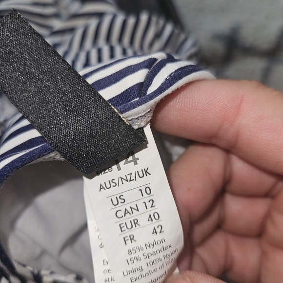 Bond Eye Australian One Piece Swimsuit Size 10 - Picture 6 of 6